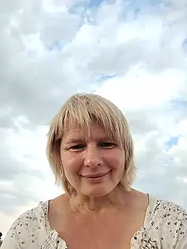 Masha412111 webcam