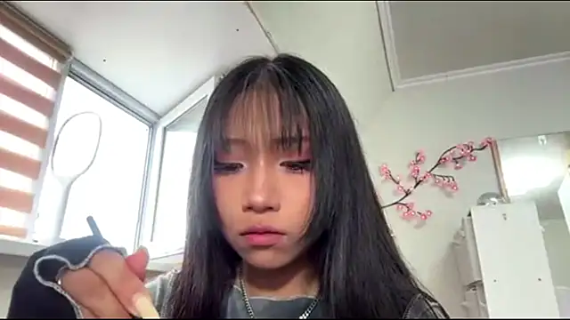 SweetMiaXO webcam