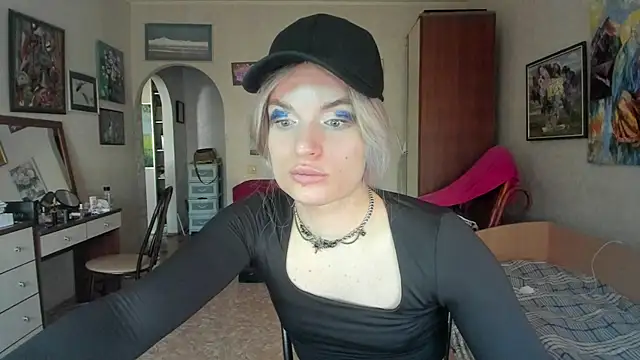 milliKira006 webcam