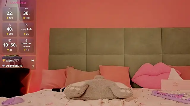 Bella_Stewarttt webcam