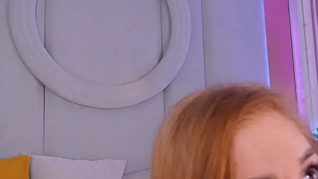 JeniferMoon webcam