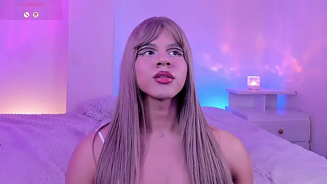 lana_moontt webcam