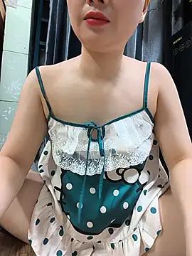 _miu__love_ webcam