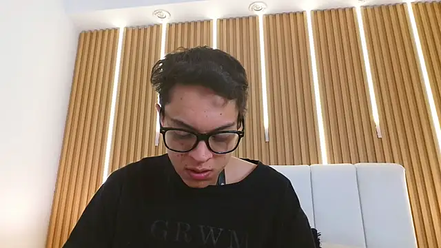 Daniel_Sterling webcam