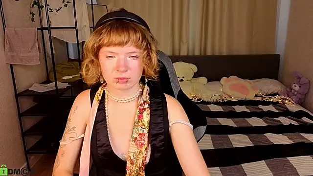 VioletDesiree live cam on StripChat