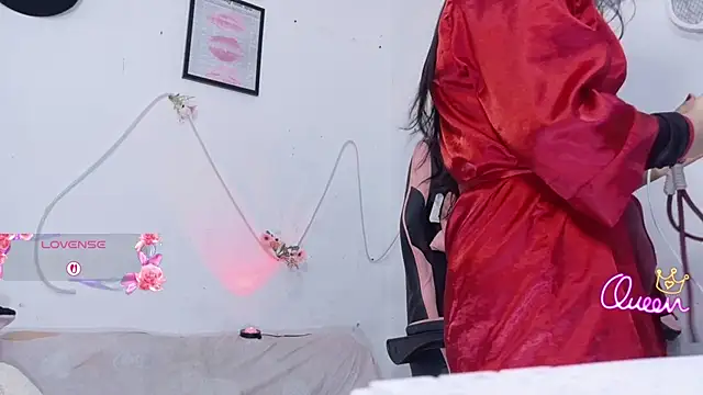 Sweet_baby_hellen live cam on StripChat