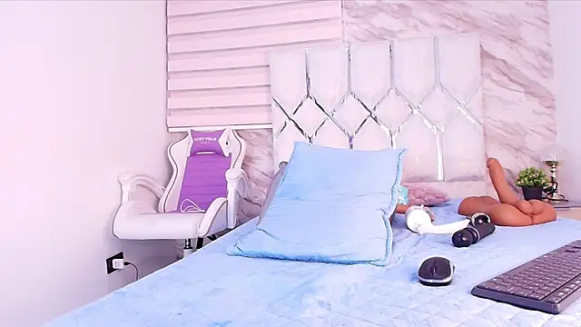 cataleya_ebony_ live cam on StripChat