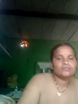 Shivani09900 webcam
