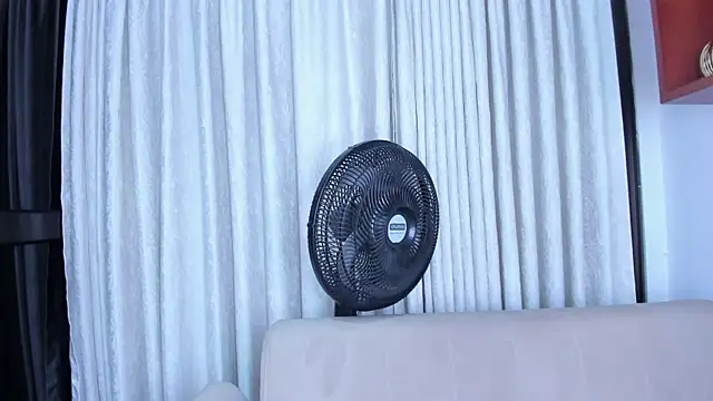 CandyDance1_ webcam