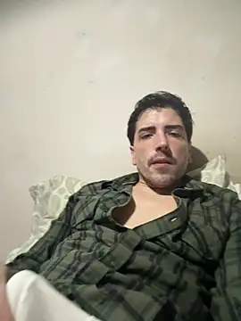Elcomandantebsas live cam on StripChat