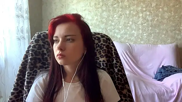 ElizaSins live cam on StripChat