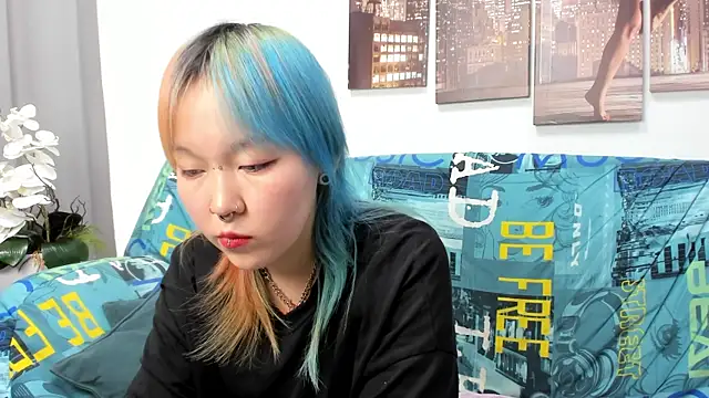 Cute__Kiko webcam