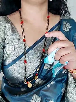 cool_teacher_69 (F milf) - No blouse