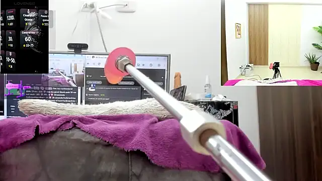 Paulina_Davis_ webcam