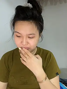 Almira6868 webcam