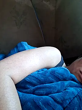 xuxulovezz webcam