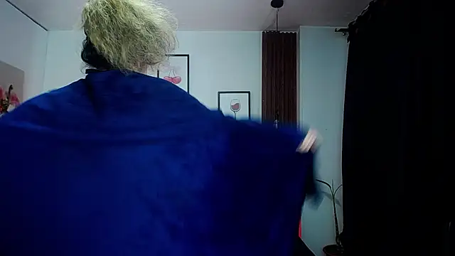 sasi_luna webcam