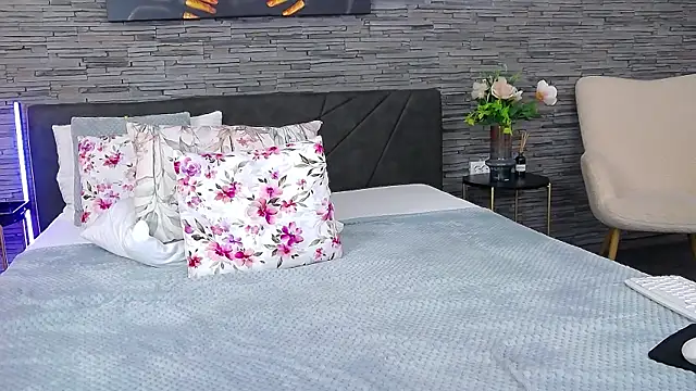 AllanaJoy webcam
