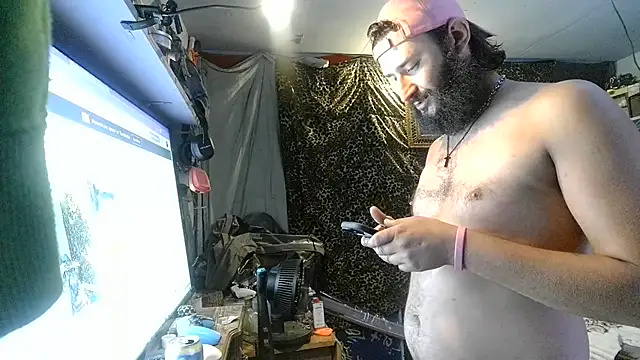 CrowdedAmbrosia8 webcam