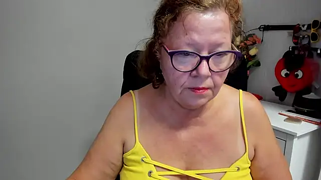 Adelewildx webcam