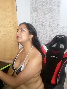 Zarinamoon webcam