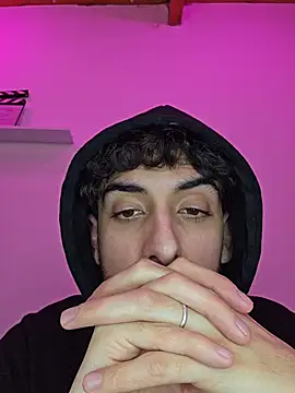 LeoyNicky98 webcam