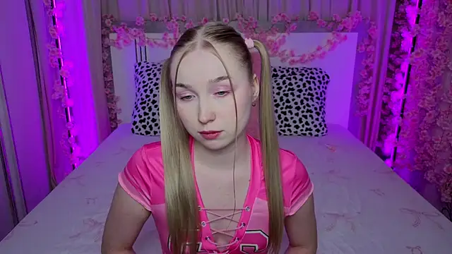 LilyStarlight live sex cam