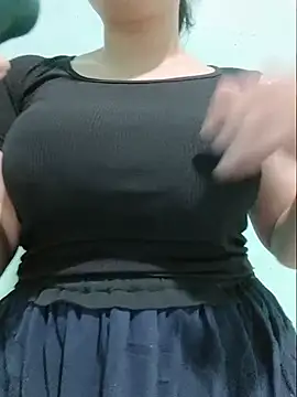 Shine_Mai webcam