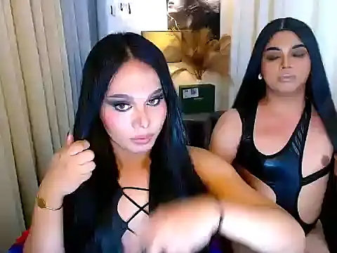 Double_Desire69 live cam on StripChat