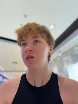 IceMur live cam on StripChat