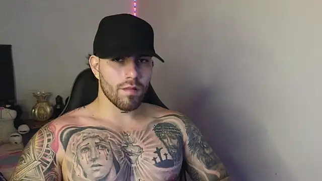 Ades_Lowe webcam
