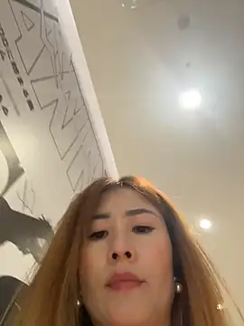okgirl_23 live cam on StripChat