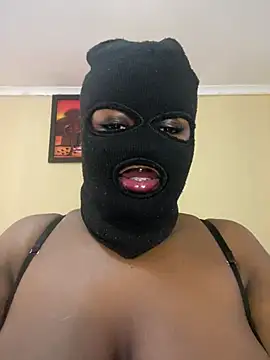 HornyMysteryx webcam