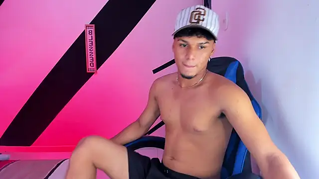 Master_hot06 webcam
