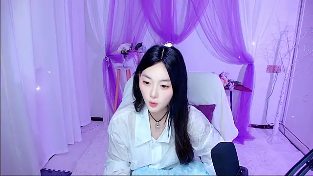 Tili_Lucky webcam