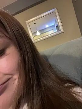 lucerorm (F young) - Full dildooo 🥵🥵🥵🥵