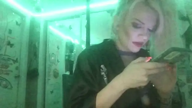 marilyn420 webcam