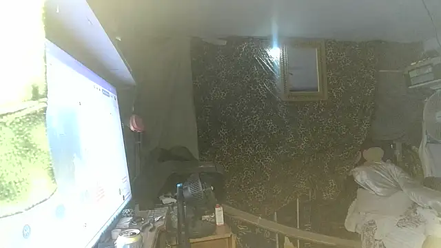 CrowdedAmbrosia8 webcam