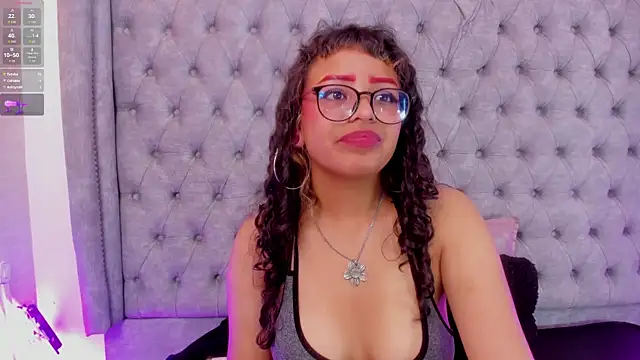 Willow_Levine webcam