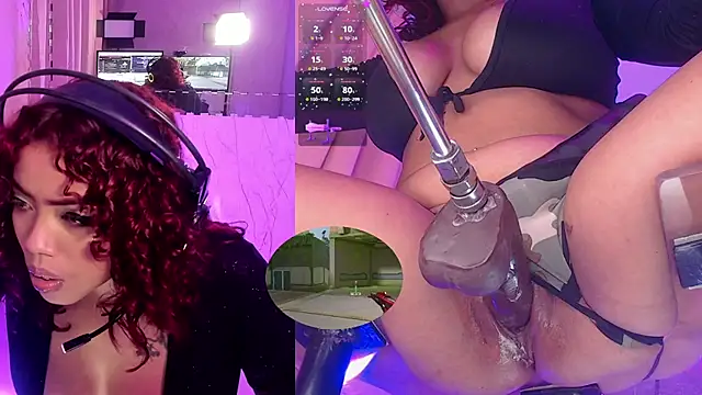 NinaCapelli webcam