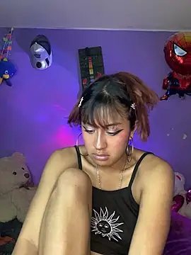 Leyla_collinss_ webcam