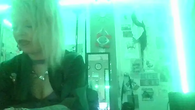marilyn420 webcam