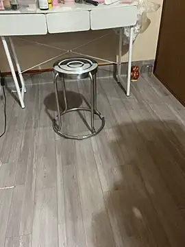 Mina048 webcam