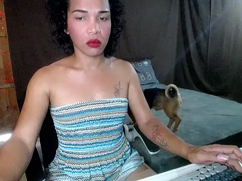 Precious_foryou webcam