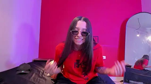 victoria_zaenzz webcam
