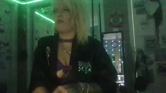 marilyn420 webcam
