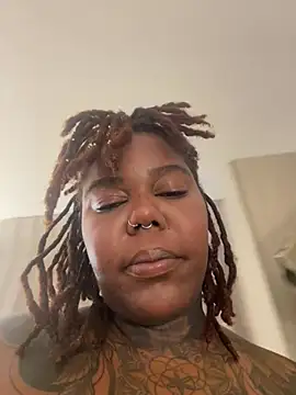 Goddess_Nafeesha webcam