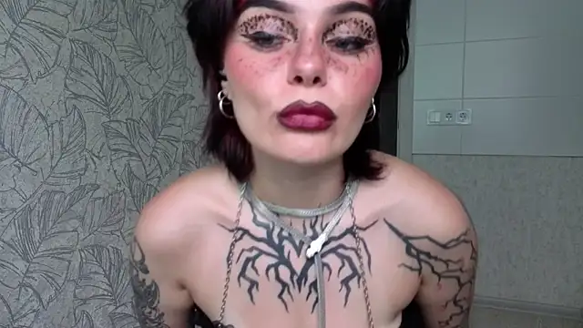 IntrigueYourDay webcam