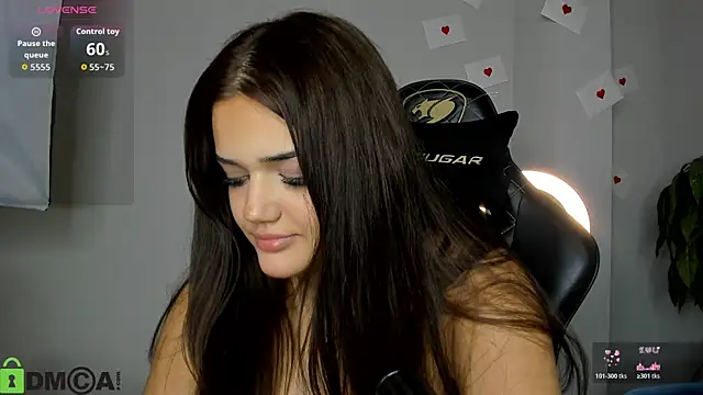 Aisha_Sky webcam