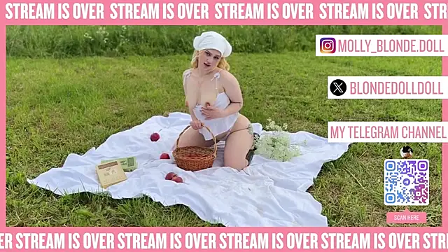 Sexydoll112 webcam